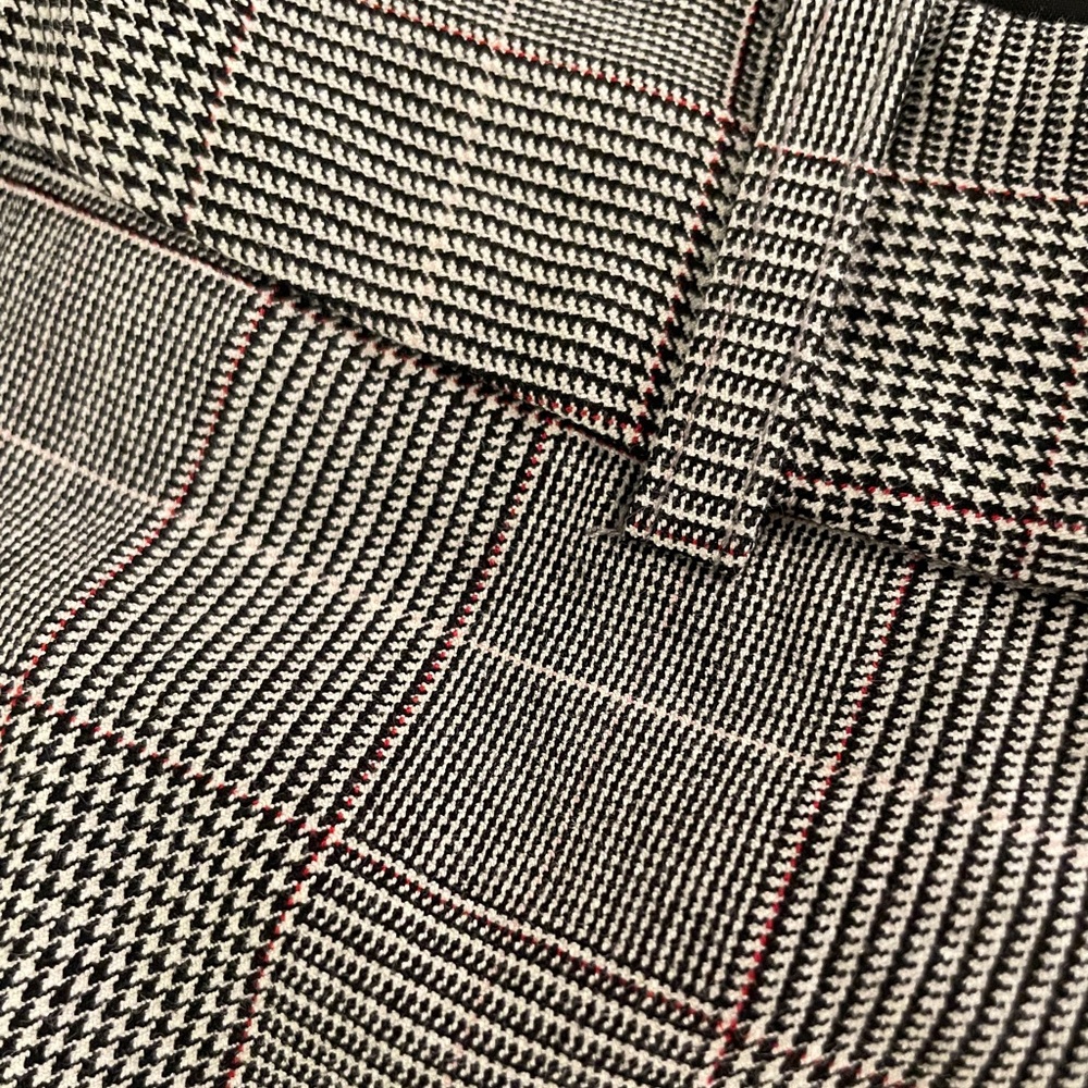 Talbots Black and White Houndstooth Cropped Chatham Pants